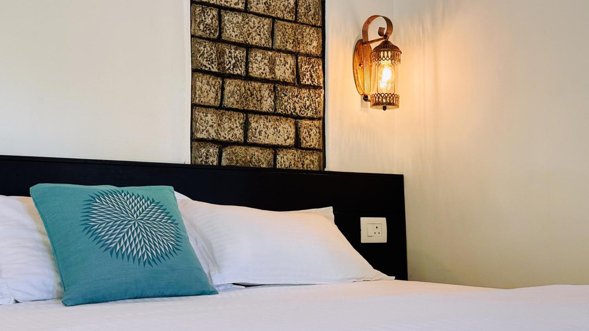 מונאר Calm Shack - 2 Bedroom-Boutique Farm Stay מראה חיצוני תמונה